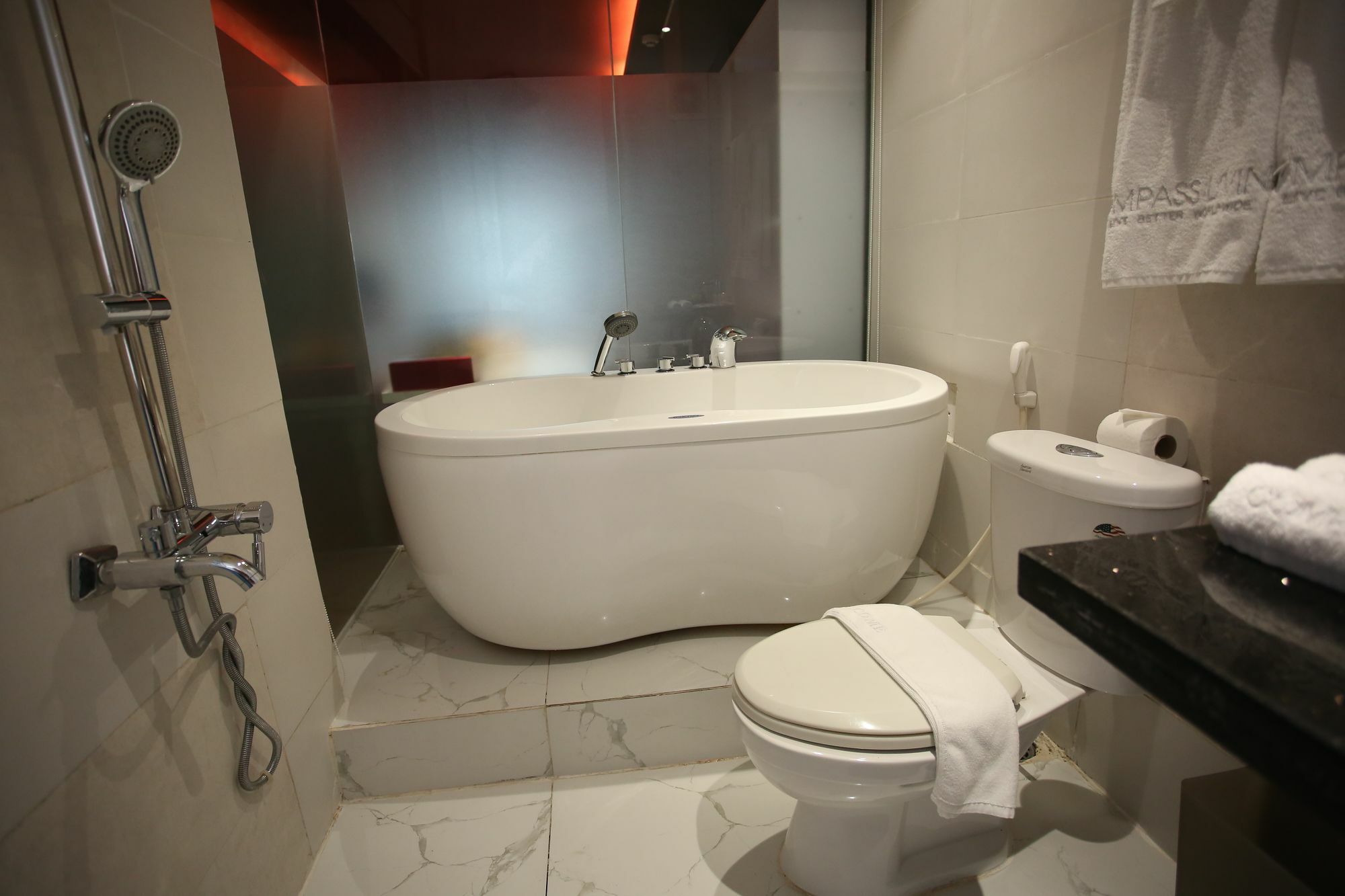 Diamond Apartment *